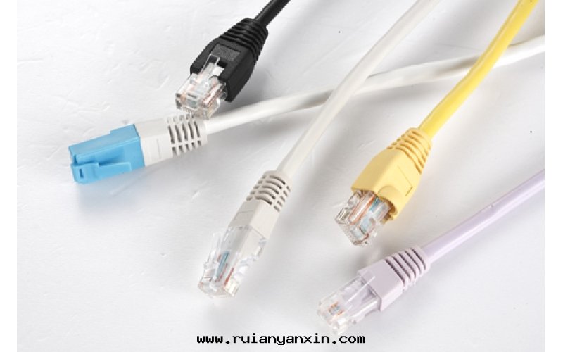 LAN Cable (RJ45)
